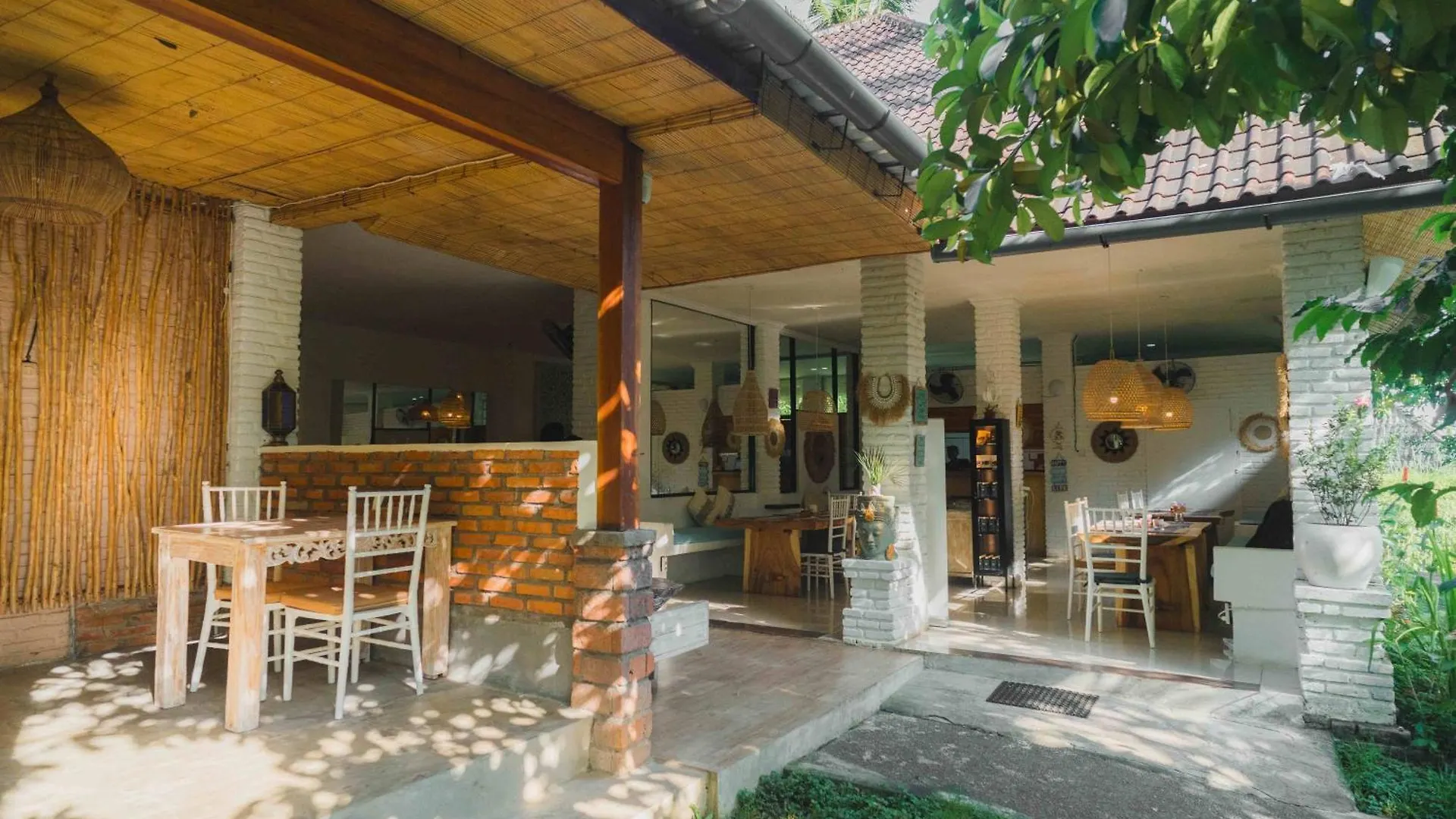 Hot Stone Club Ubud Убуд